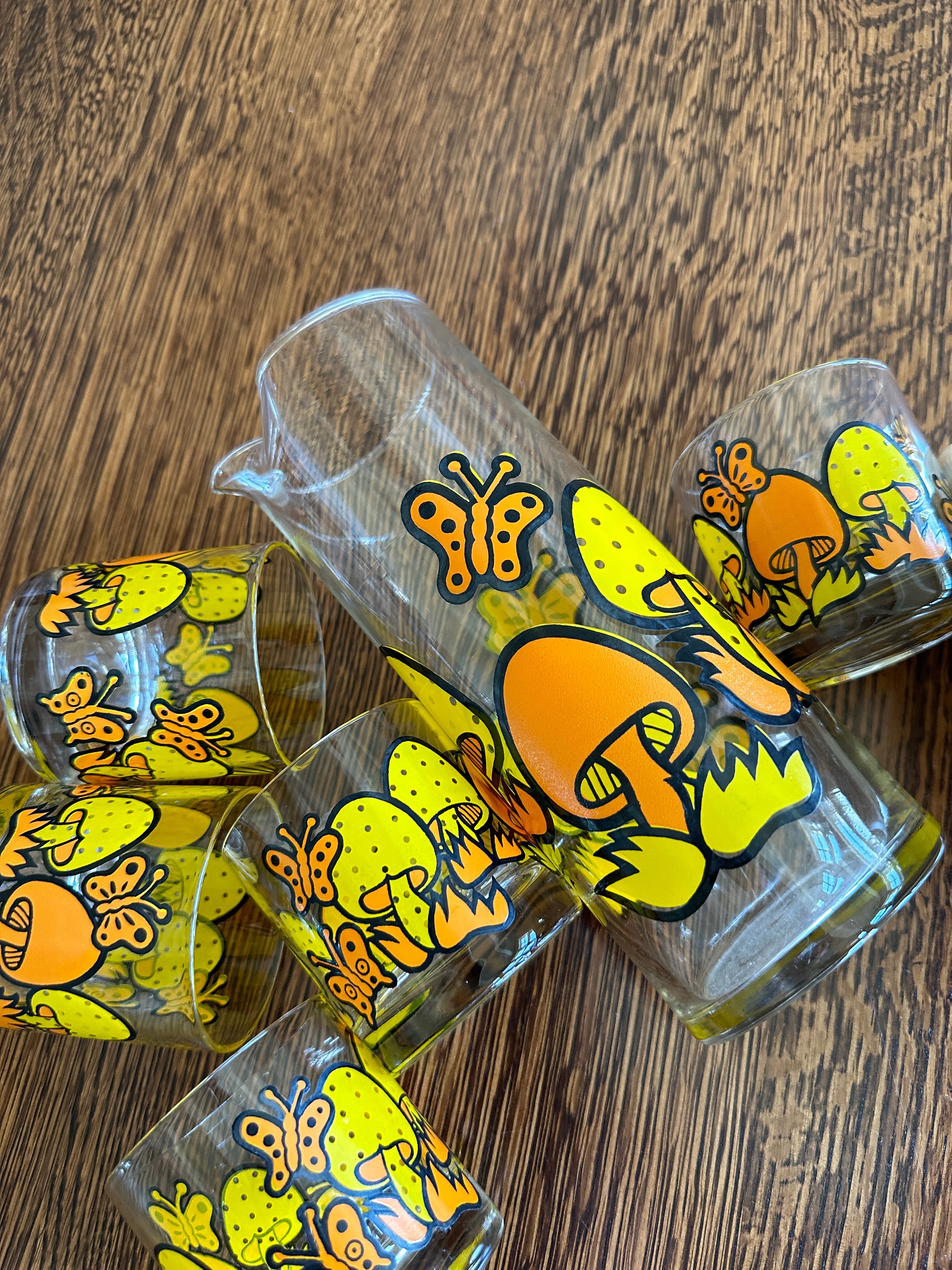 Vintage Mushroom Glasses Set