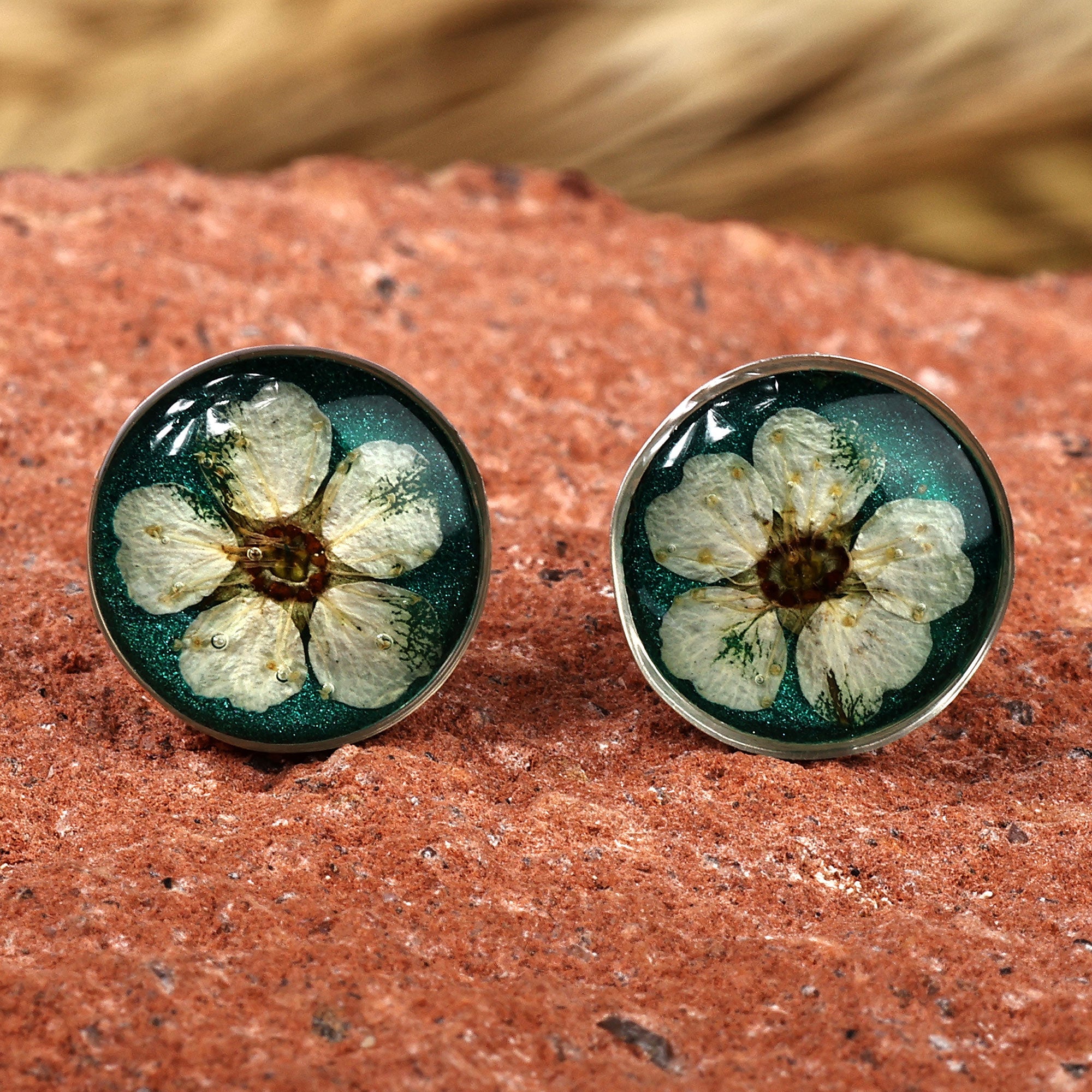 Resin-Coated Meadowsweets Flower Button Earrings in Teal - Oneiric Blossom